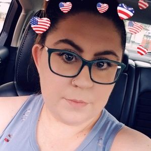 Meet your Posher, Ashly